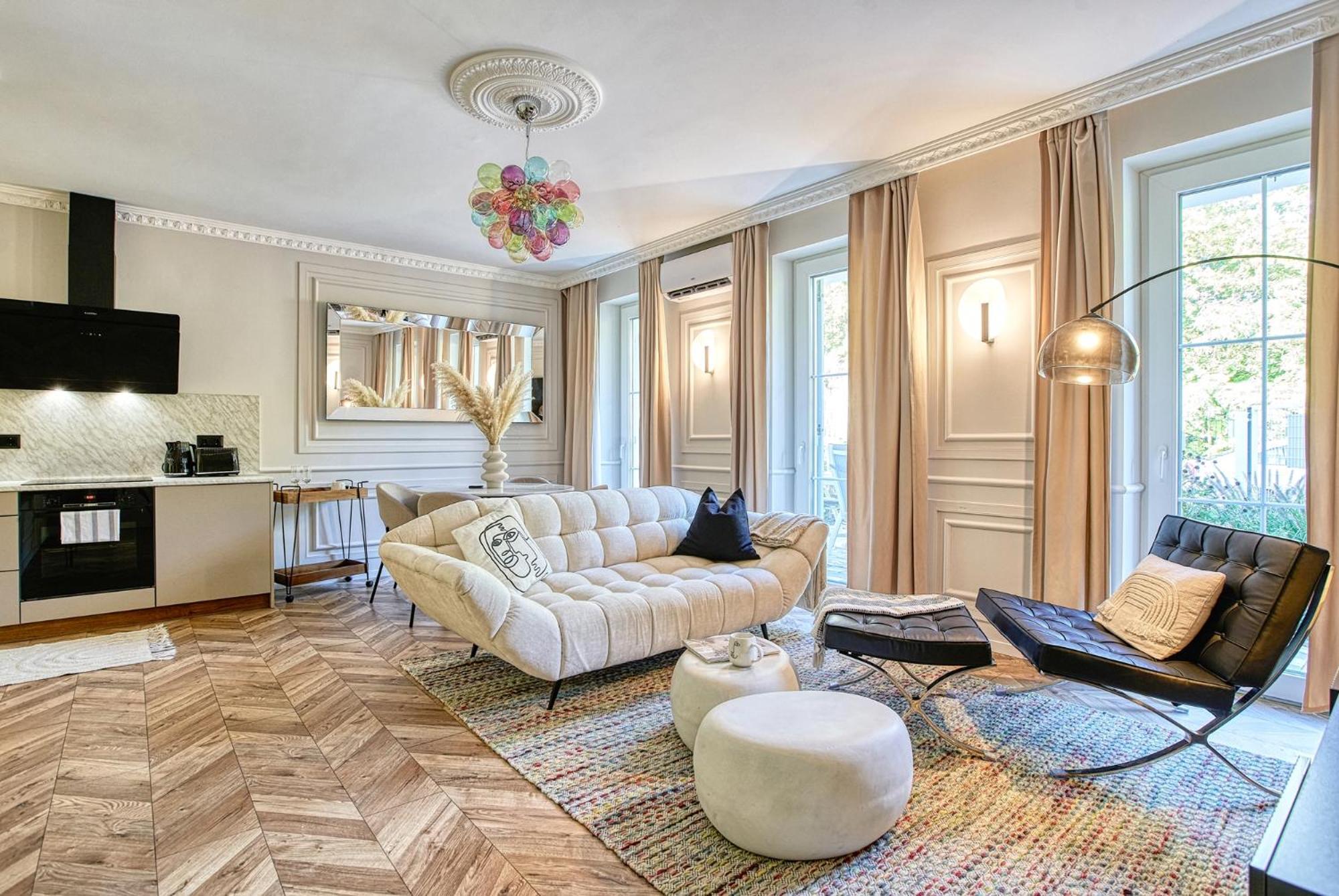 The Doors Luxury Apartment Mosonmagyarovar Exterior photo